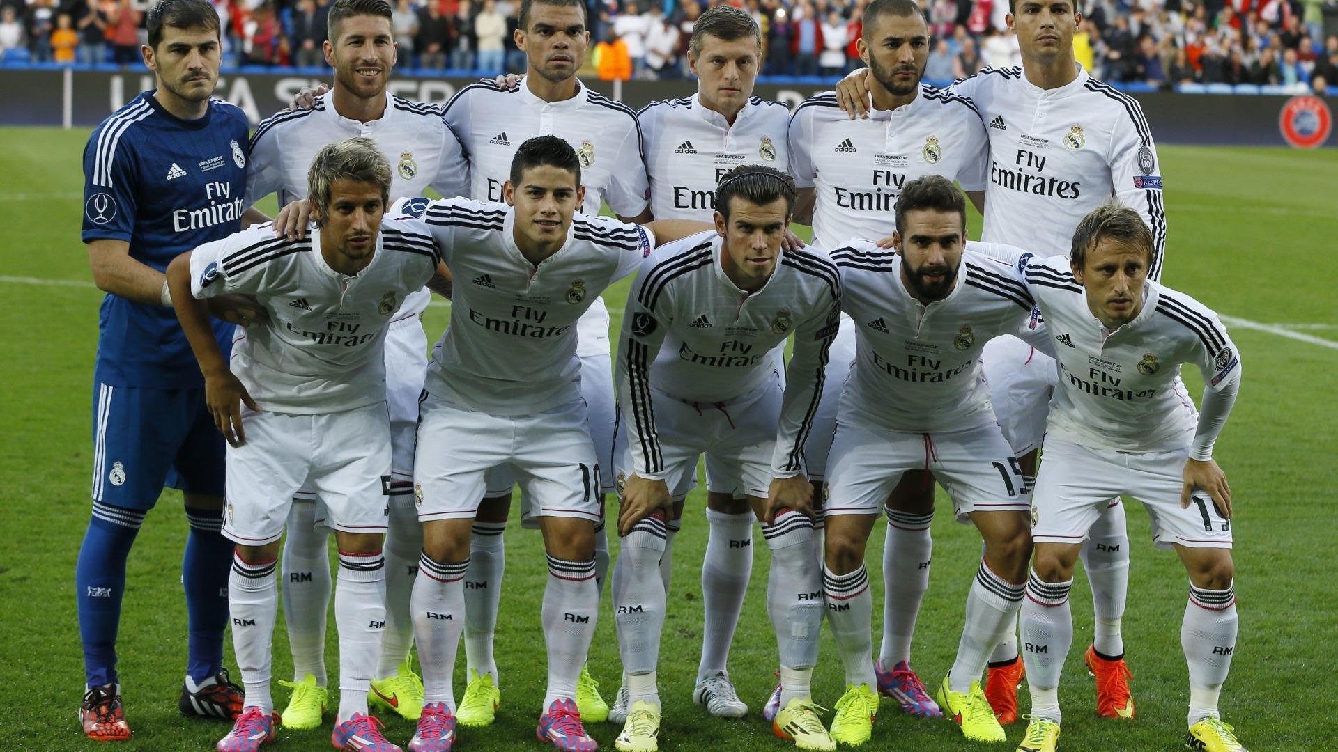 “德甲豪门联赛领先，稳扎稳打冲刺冠军”，德甲土豪球队