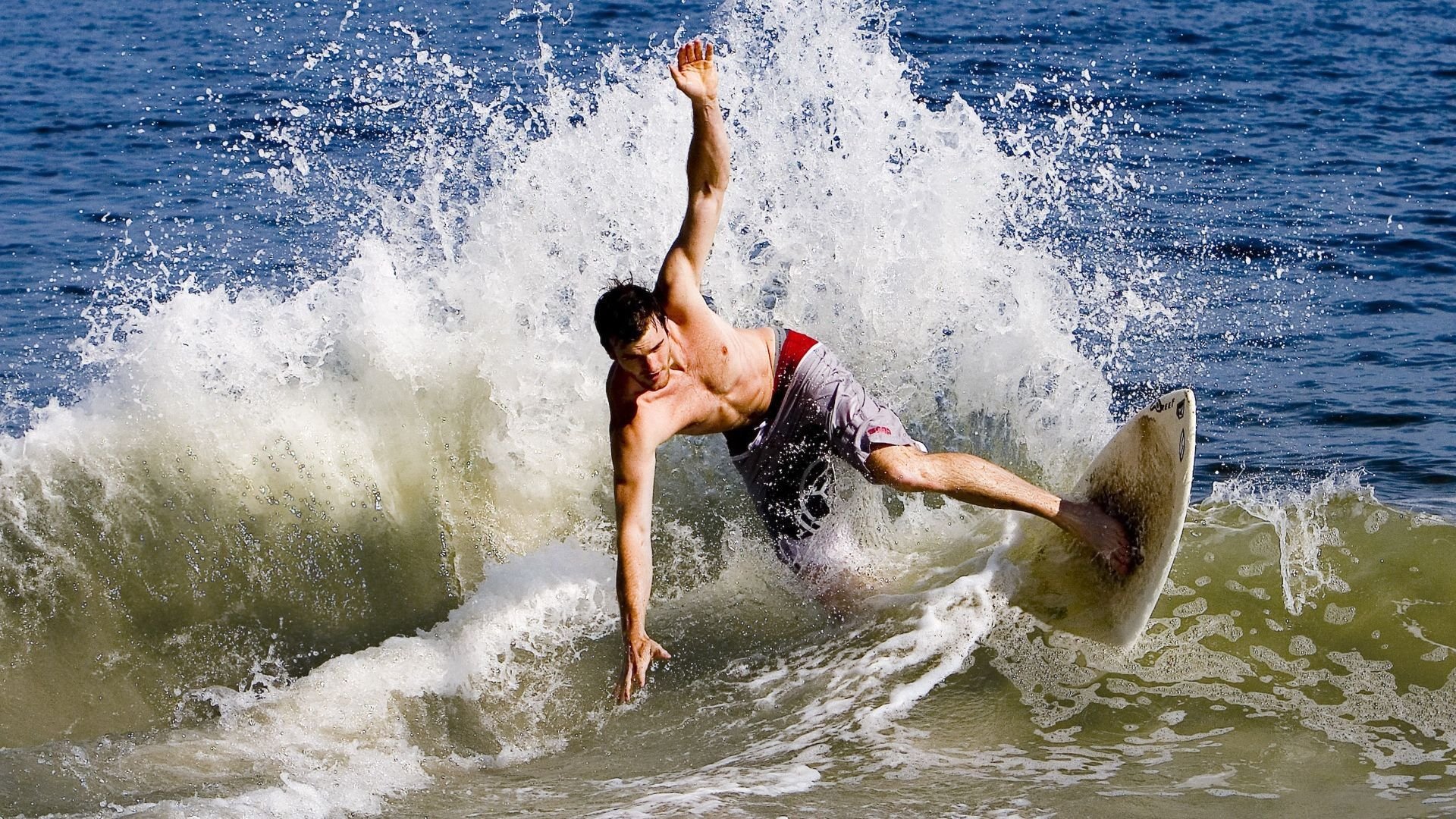 《电竞选手的职业规划:未来多重可能性》,电竞职业选手职业生涯有多长